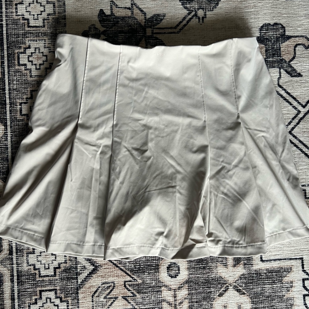 Aritzia Off-White Mini Skirt